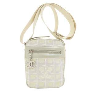 CHANEL Cream Shoulder Bag